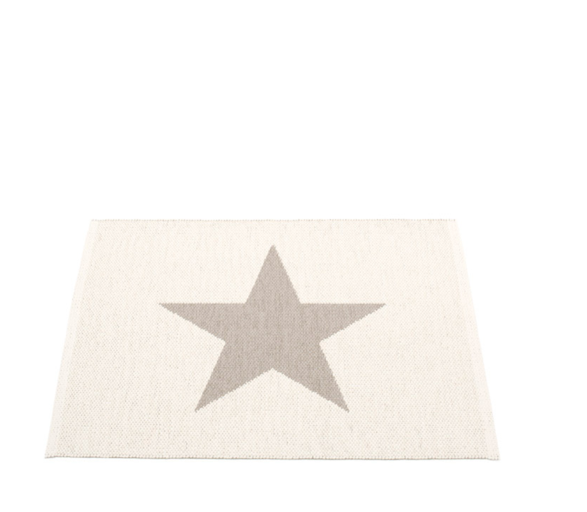 Sagaponack Plastic Floor Mats Mud/Vanilla